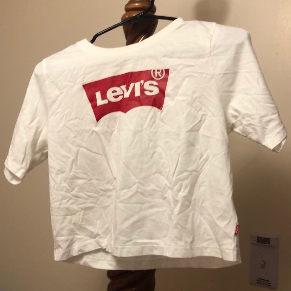 Levi’s Crop Top